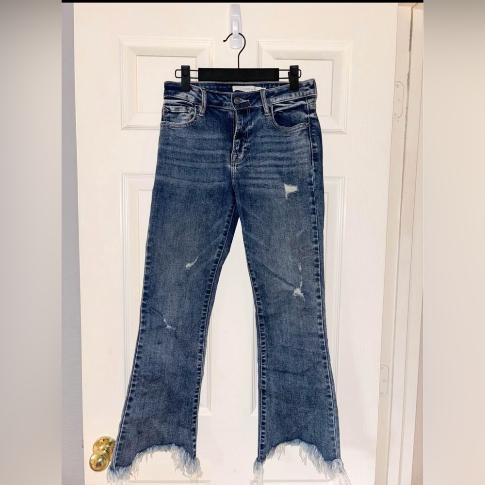 Blue Ankle Cropped Jeans with Distressed Hem